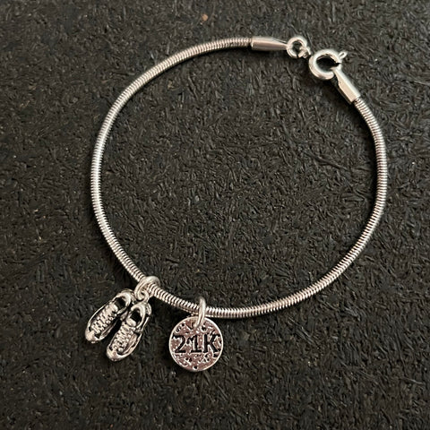 Pulseira 21K + Par de Tênis