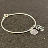 Pulseira 21K + Par de Tênis