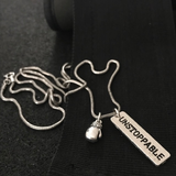 Colar Luva de Boxe + Unstoppable