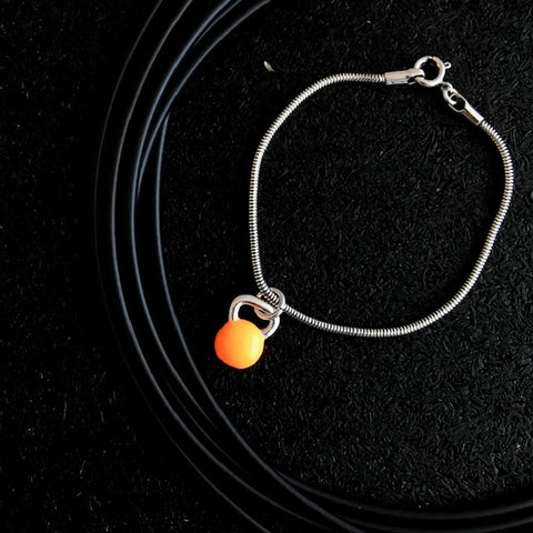 Pulseira Kettlebell Laranja Neon